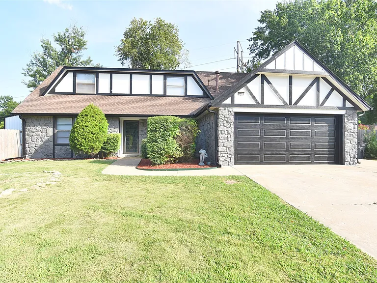 9402 S 69th East Ave — Photo 33
