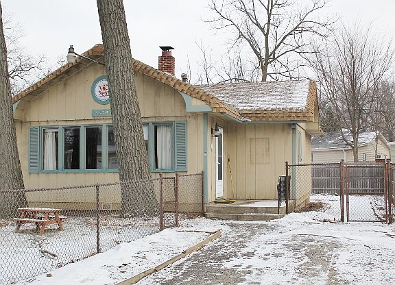 3rd image of 33765 N Lake Shore Dr