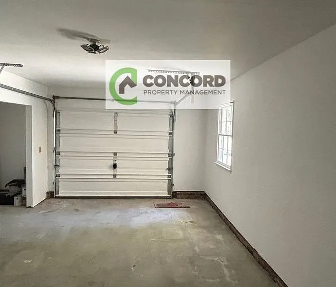3327 Darden Rd — Photo 23
