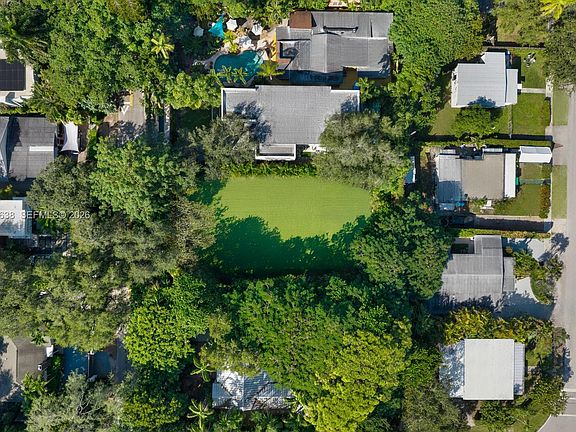 4th image of 3729 Kumquat Ave