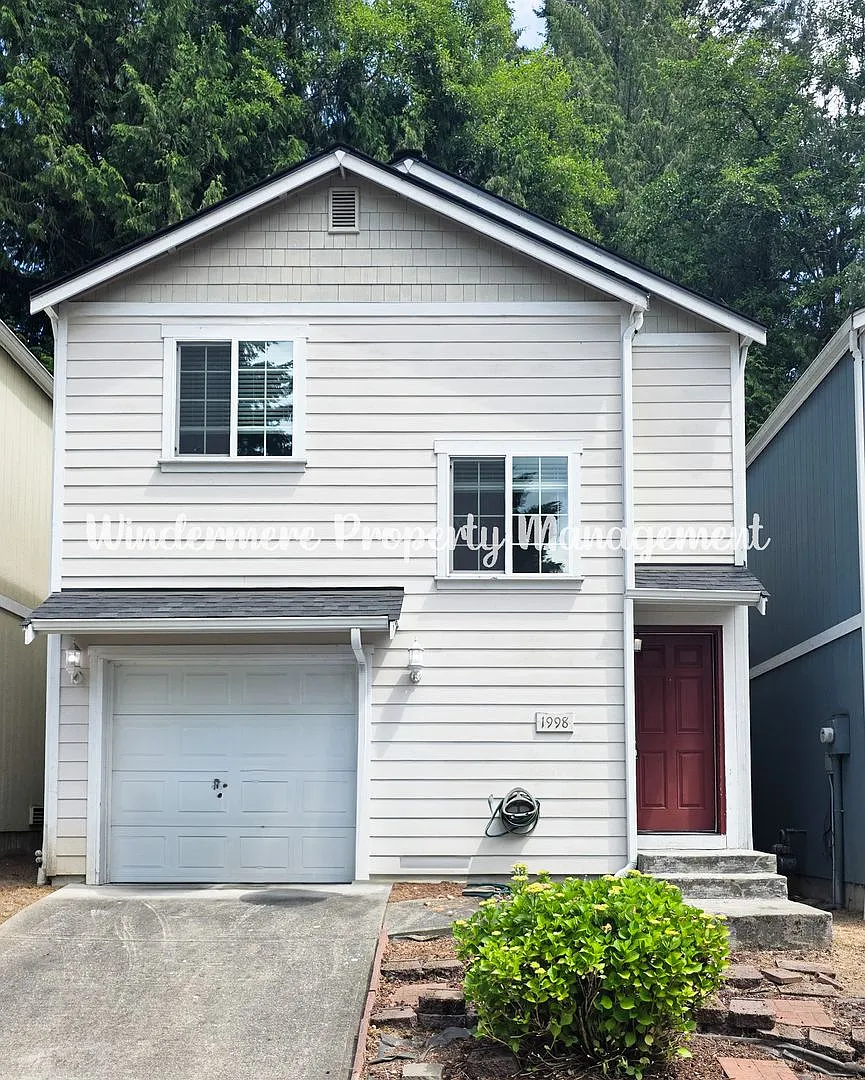 Conveniently located 3 bed in East Bremerton CK area, with A/C! — Photo 1