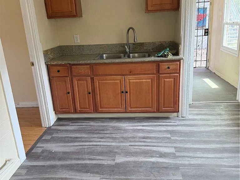 4449 Turquoise St — Photo 6