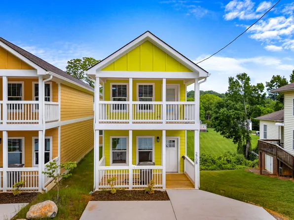 270B W Main St, Dandridge, TN 37725