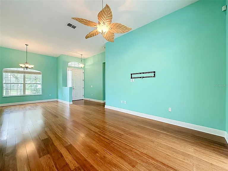 2947 Majestic Isle Dr — Photo 10