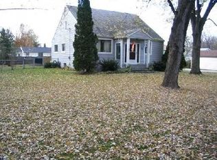 1975 Phillips Ave, Holt, MI