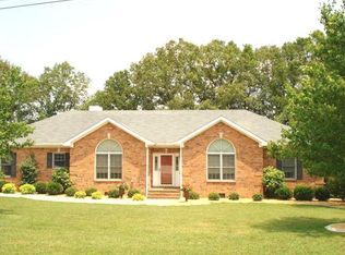 216 Greenbriar Cir, Manchester, TN 37355