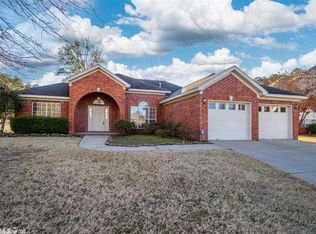 1 Mayberry Ct, Little Rock, AR 72223