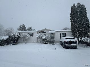 1 Village Vw, New Hartford, NY 13413
