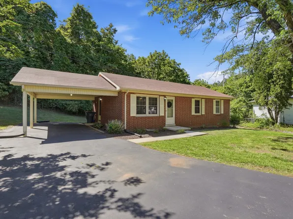 1233 Pleasant View Dr, Cookeville, TN 38501