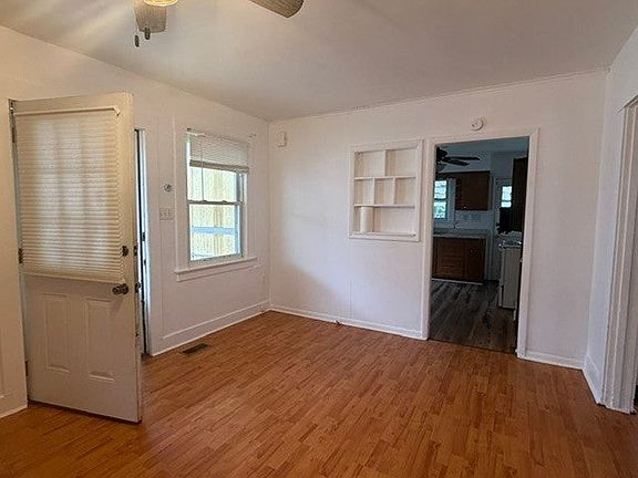 3rd image of 11 F St