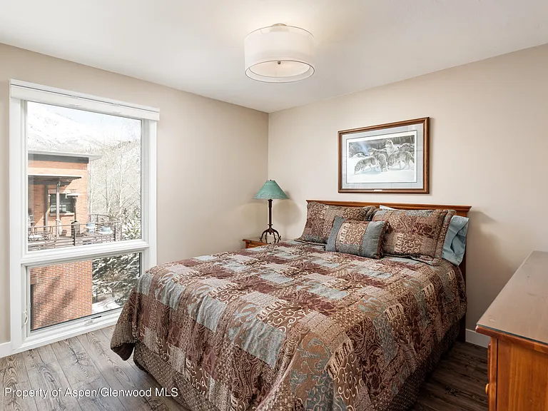 600 E Main St #310 — Photo 3