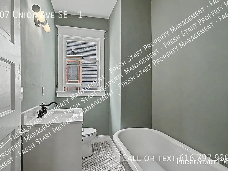 507 Union Ave SE #1 — Photo 12