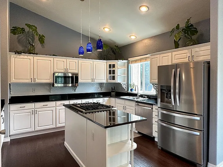 2705 Stone Creek Rd — Photo 9