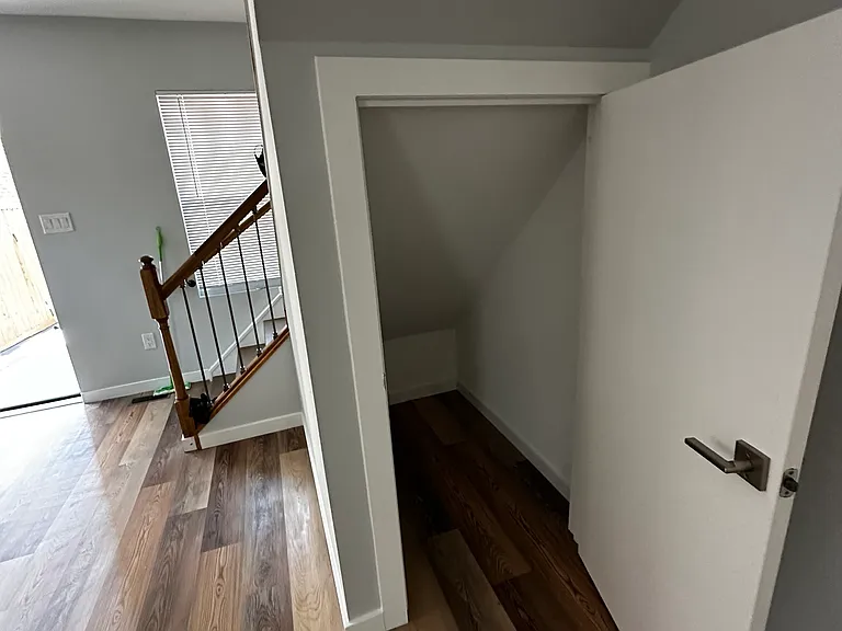 2659 Emerald St — Photo 12