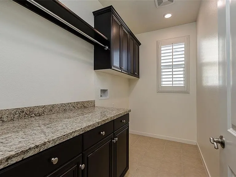 21100 Blossom Way — Photo 19
