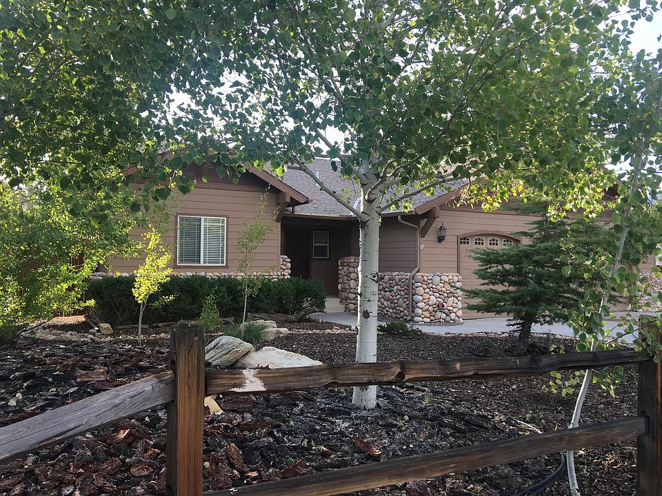 1st image of 257 Pine Ln