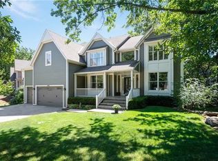 14941 Rhodes Cir, Lenexa, KS 66215