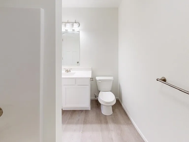 124 Sunset Cv — Photo 4