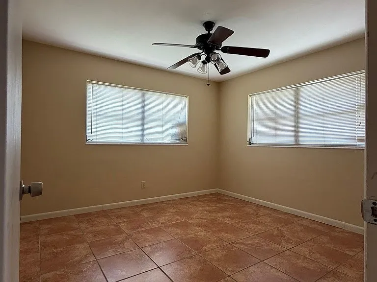 4924 Vincennes St #1 — Photo 8