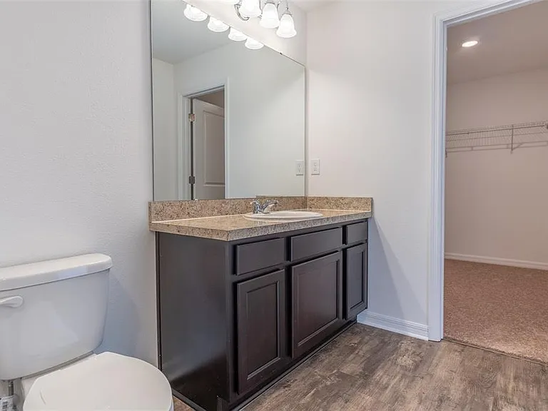 394 Madison Dr — Photo 14