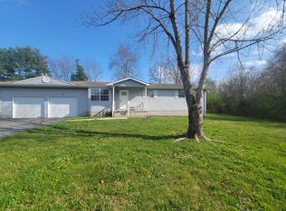 104 Bent Tree Dr, Crossville, TN 38555