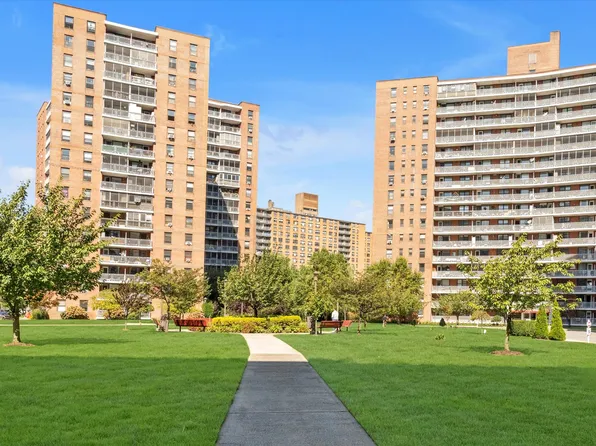 61-15 98th Street image 14 of 16