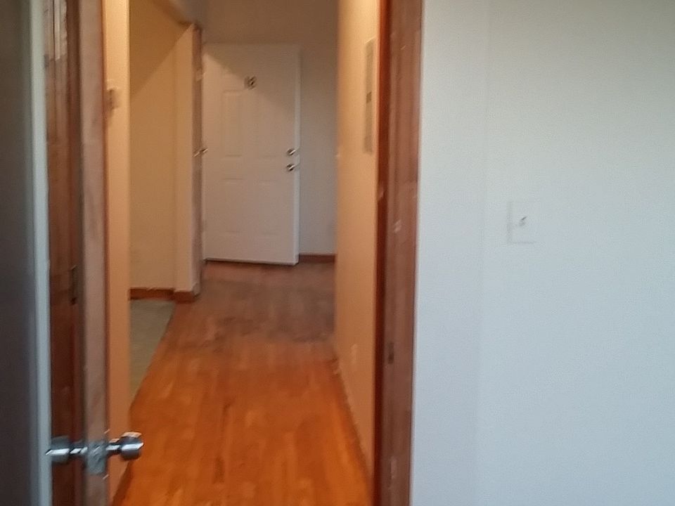 2nd image of 340 N 7th St APT 16