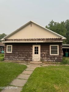 1024 Truman Ave, Hatton, ND, 58240