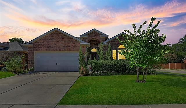 1st image of 2400 Priscella Dr