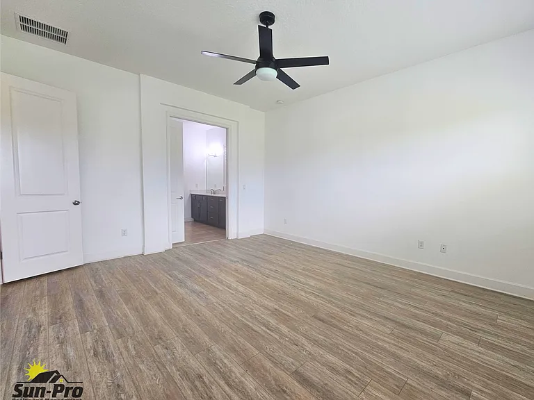 6235 W Fallsgrove Ln — Photo 29
