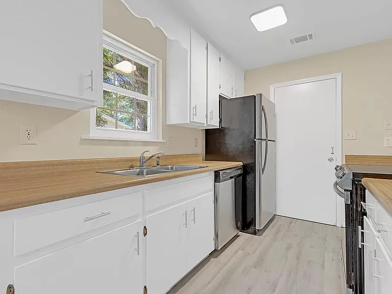 5556 Split Oak Ct — Photo 12
