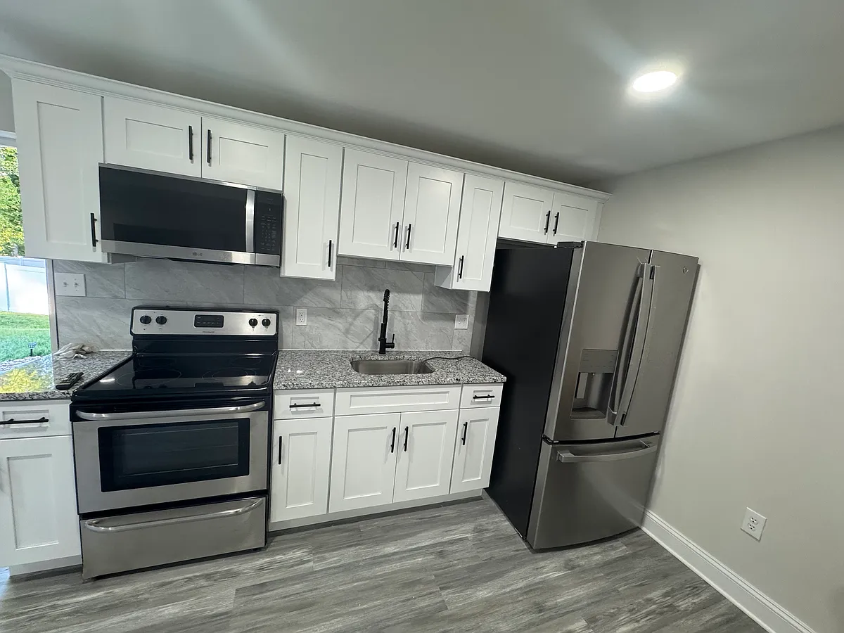 Building Photo - 1104 Shumi Ct #1