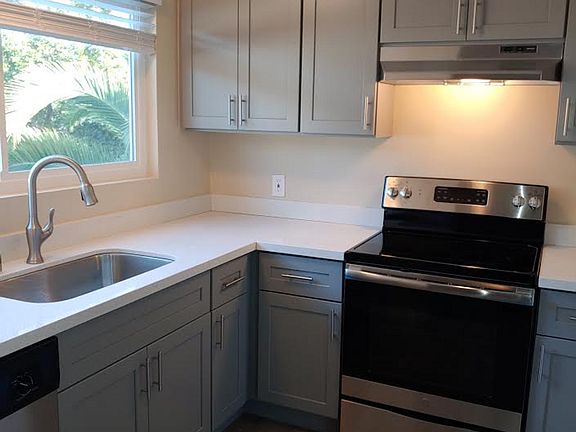 2nd image of 391 Curtner Ave APT C