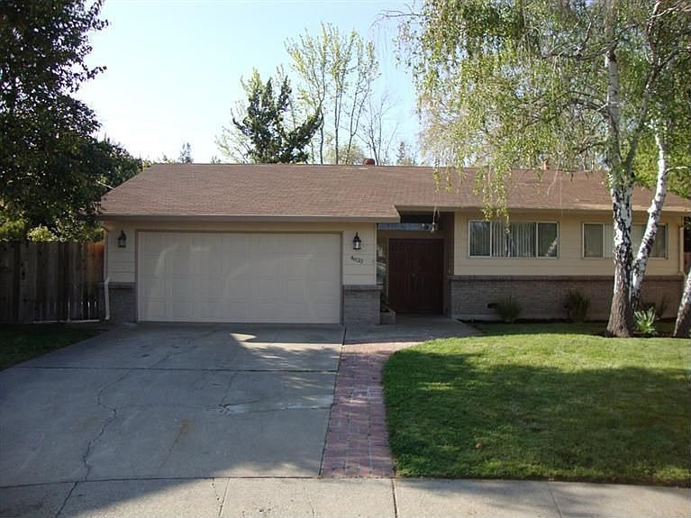 1st image of 4620 Barlin Ct