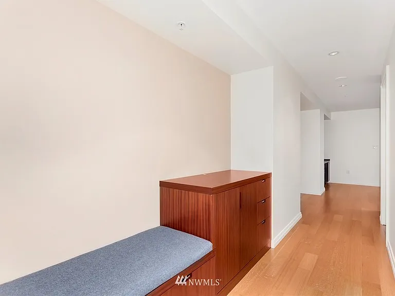 10700 NE 4th St #2008 — Photo 13