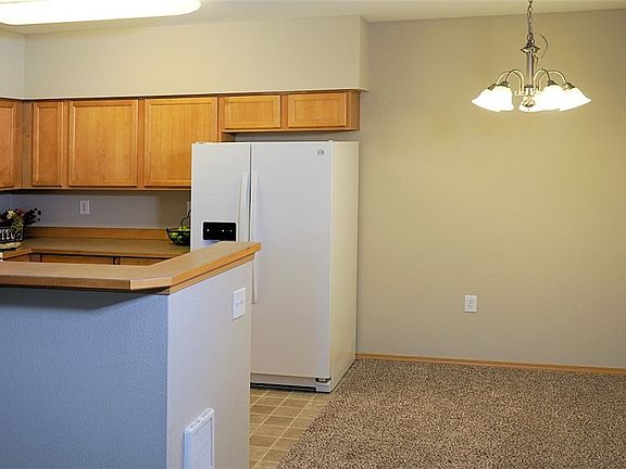 3rd image of 10109 186th St E Unit 245