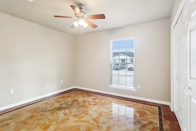 10486 Terral Dr — Photo 12