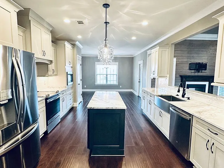 102 Twisted Laurel Ln — Photo 8