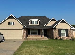 21054 S Andreas Rd, Claremore, OK 74019