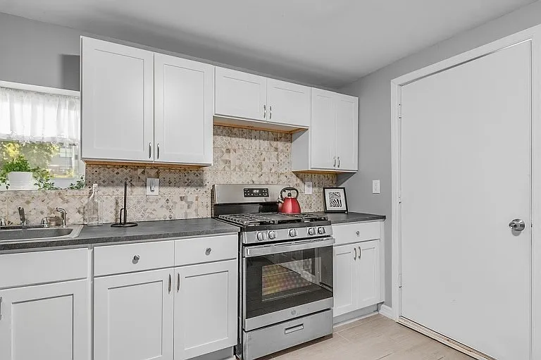 307 Jefferson Ave #1 — Photo 18