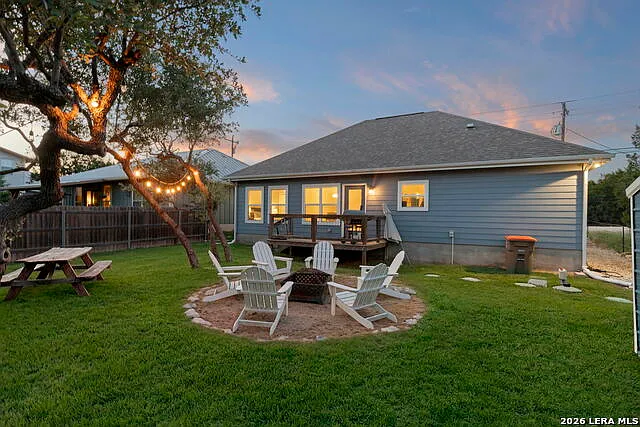 3 bed, 2.0 bath, 1428 sqft, $2,000 — Photo 3