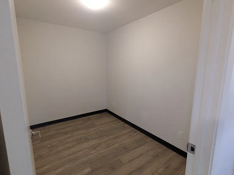 145 Woodward Ave #3 — Photo 8
