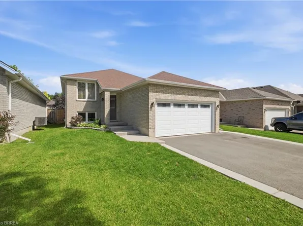 114 Donegal Dr, Brantford, ON N3T 6N4