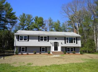 90 Appletree Cir, Bridgewater, MA 02324