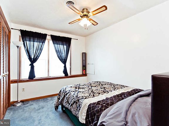2nd image of 10973 Blake Ln