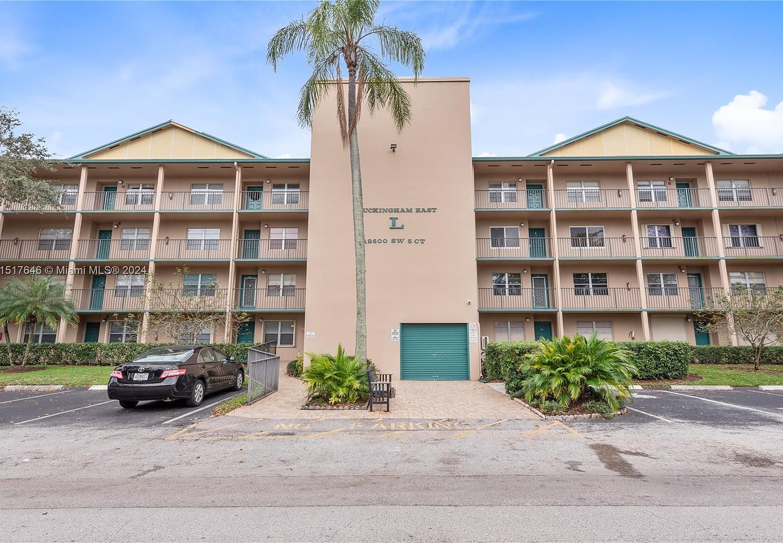 12600 SW 5th Ct APT 415L, Pembroke Pines, FL 33027 | MLS #A11517646 ...