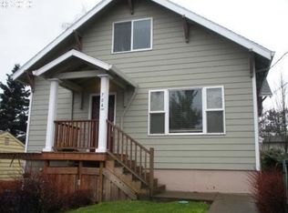 704 Barton Ave #2, Gladstone, OR 97027