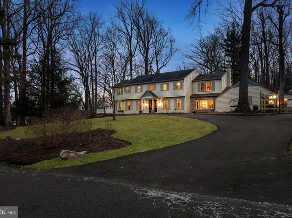 1786 Brooke Dr, New Hope, PA 18938