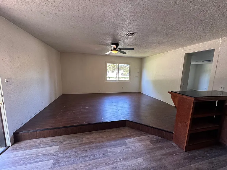 714 N Weenonah Ave — Photo 8
