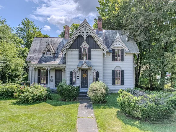 261 Church Street, Poultney, VT 05764